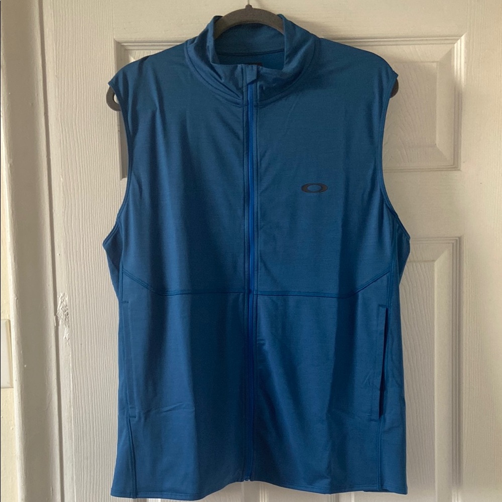 Oakley Regular Fit Vest Size L